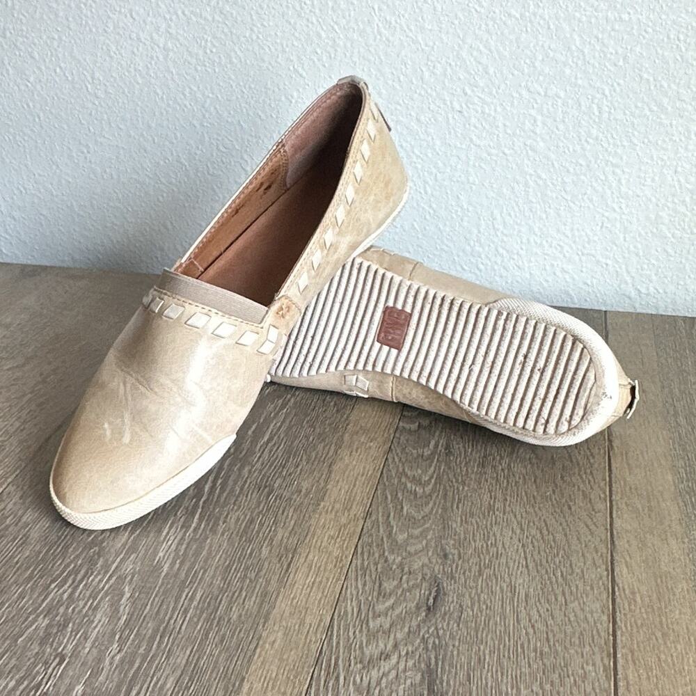 Frye Melanie Slip On Sneakers Sand Tan Distressed Leather Bow Women's Size 10